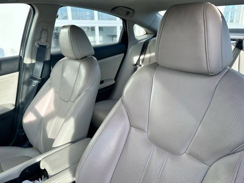 Used 2020 Honda Insight Touring image 5