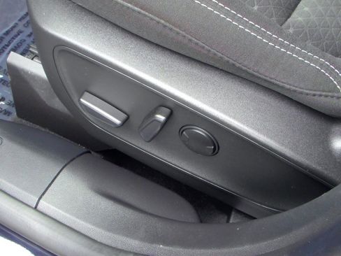Used 2023 Ford Escape Active w/ Tech Pack #1 AWD/4WD image 13