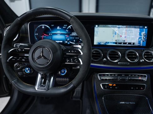 Used 2023 Mercedes-Benz E 63 AMG S image 23