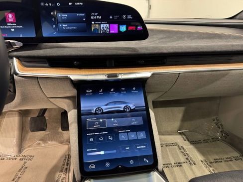 Used 2022 Lucid Air Grand Touring image 20