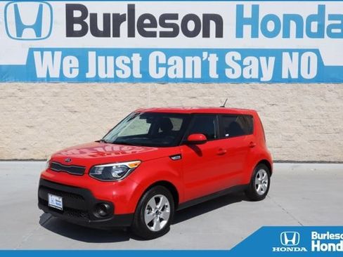 Used 2019 Kia Soul w/ Convenience Package FWD image 1