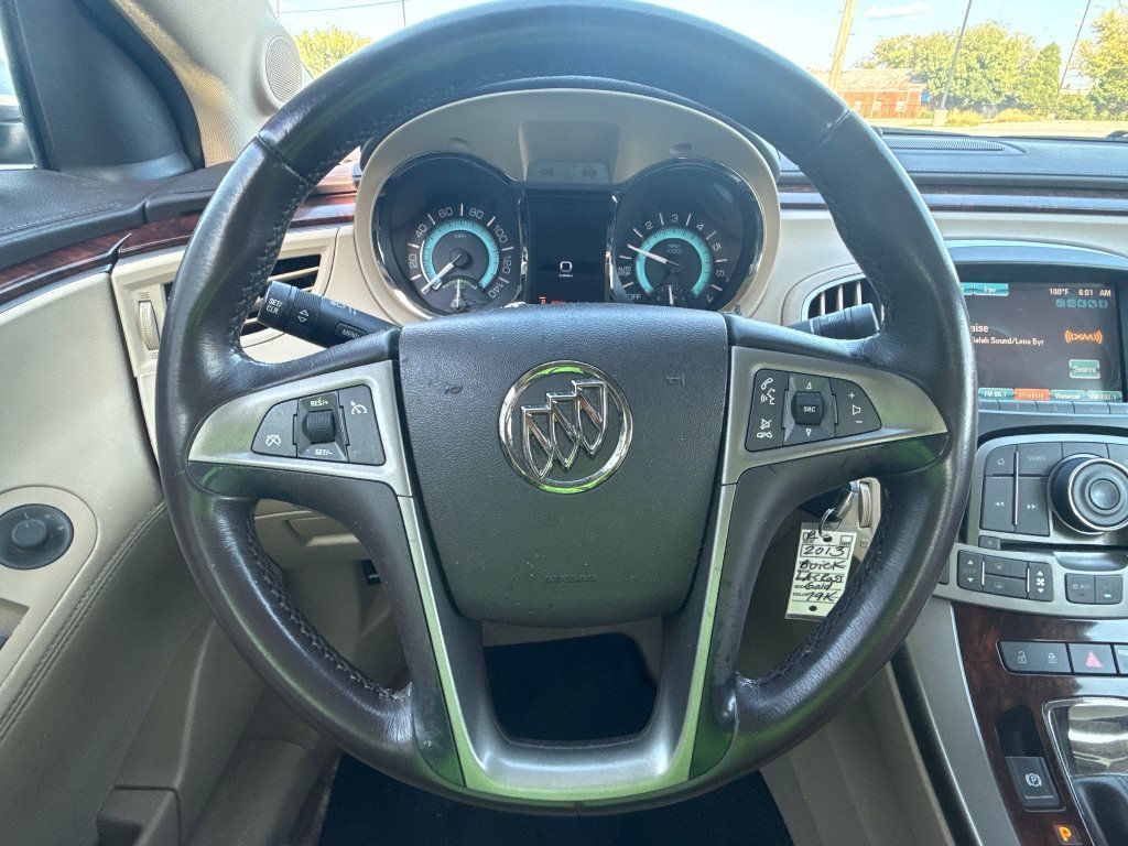 Used 2013 Buick LaCrosse FWD image 13