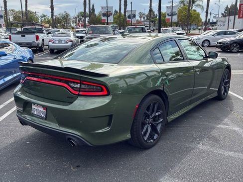 Used 2020 Dodge Charger GT w/ Blacktop Package image 3