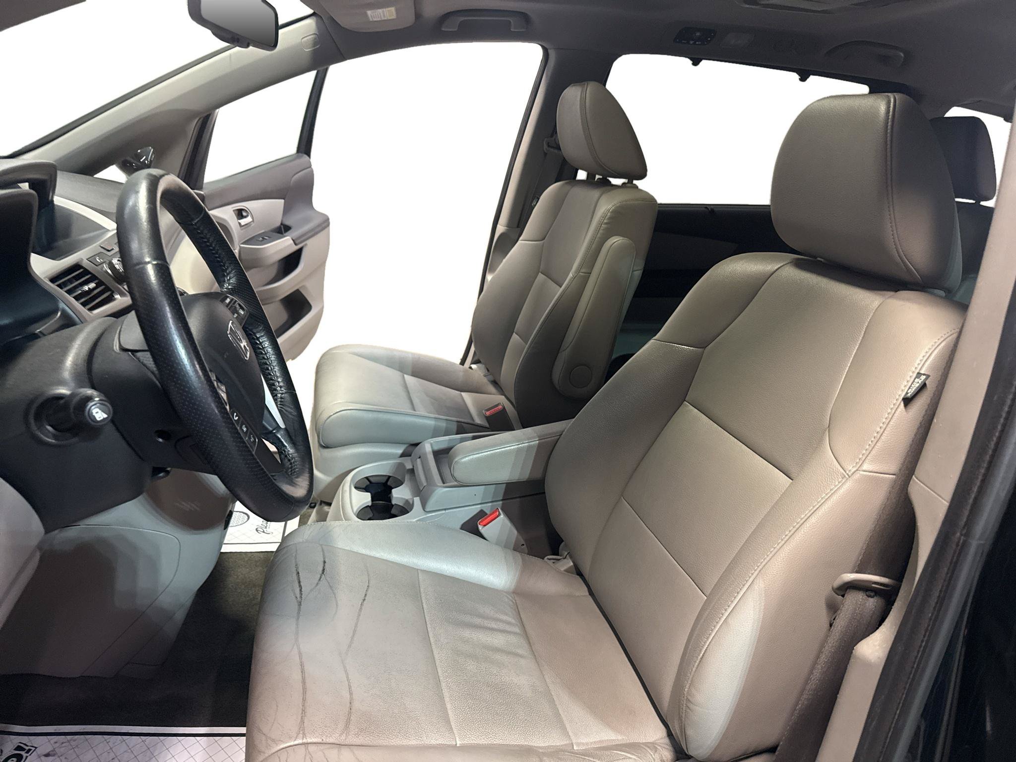 Used 2016 Honda Odyssey EX-L image 10