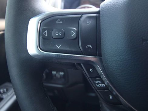 Used 2025 RAM 1500 Big Horn AWD/4WD image 19