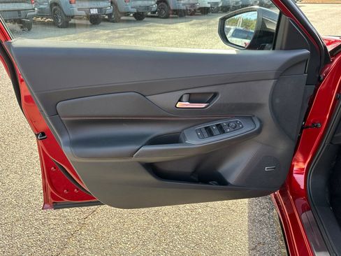 New 2026 Nissan Sentra SR w/ SR Premium Package FWD image 10