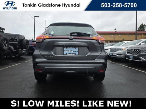 Used 2024 Nissan Kicks S image 6