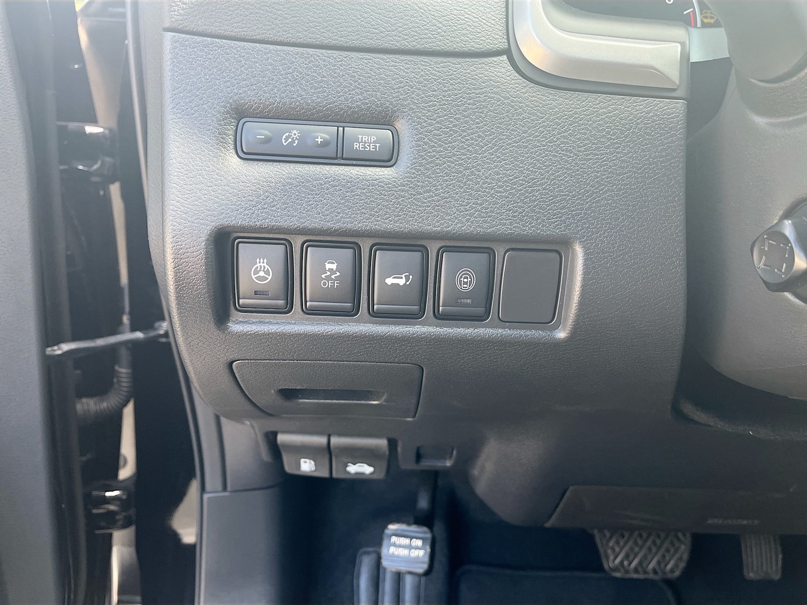 Used 2023 Nissan Murano Platinum w/ Cargo Package FWD image 10