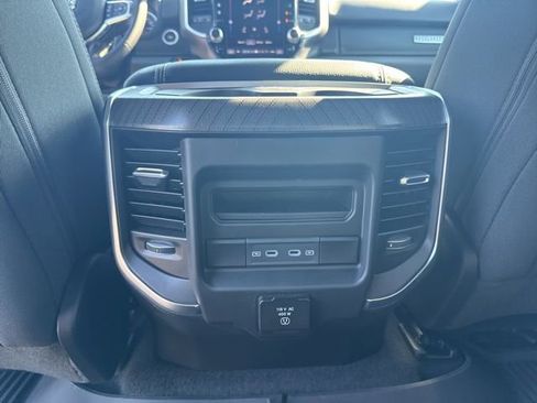 New 2026 RAM 1500 4x4 Crew Cab image 14