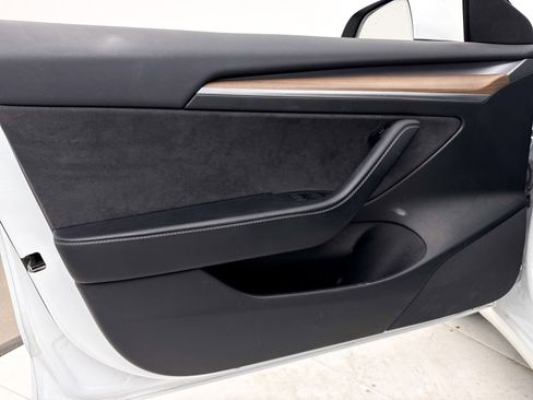 Used 2023 Tesla Model 3 Long Range image 29