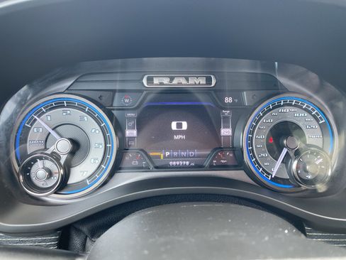 Used 2021 RAM 1500 Limited AWD/4WD image 7