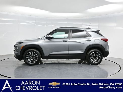 New 2025 Chevrolet TrailBlazer LT w/ Convenience Package image 36
