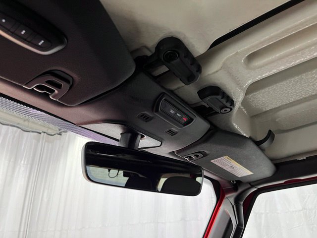Used 2022 Jeep Wrangler Unlimited Sahara w/ Cold Weather Group AWD/4WD image 23