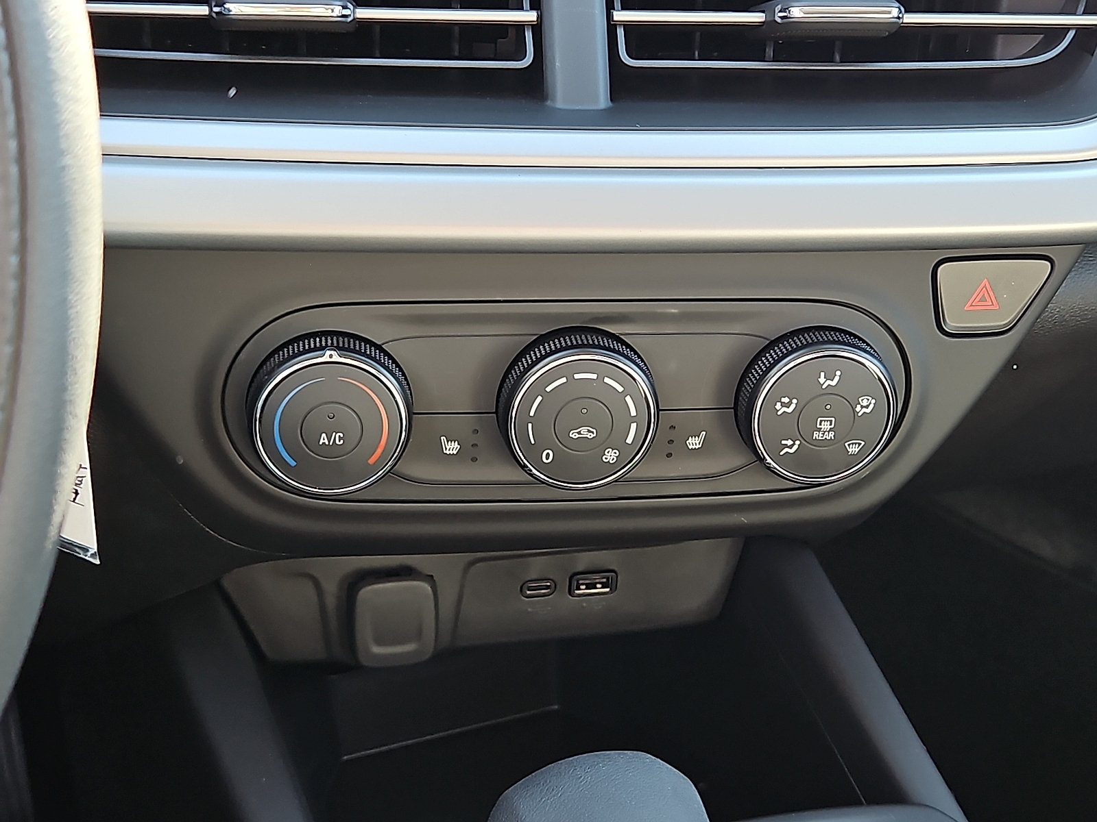New 2026 Chevrolet Trax LS w/ LS Convenience Package FWD image 17
