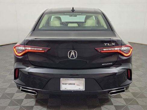 Used 2022 Acura TLX SH-AWD image 5