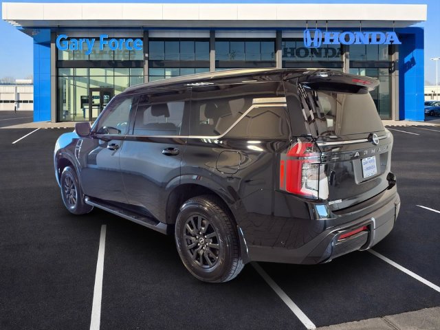 Used 2025 Nissan Armada SV AWD/4WD image 3