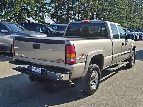 Used 2003 GMC Sierra 2500 SLT w/ SLT Preferred Equipment Group image 5