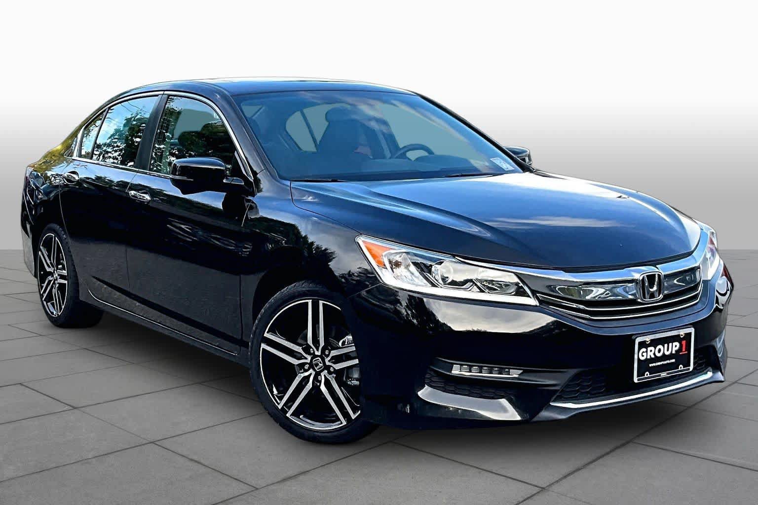 Used 2016 Honda Accord EX image 3