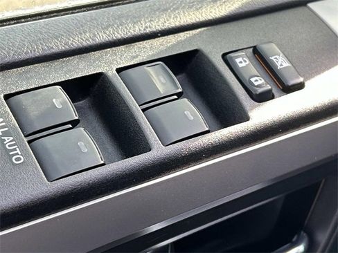 Used 2023 Toyota 4Runner Limited image 18
