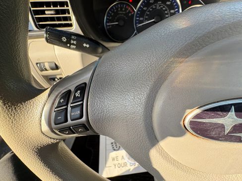 Used 2011 Subaru Forester 2.5X Premium image 12