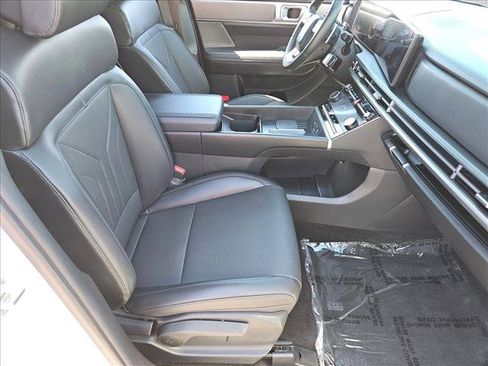 Certified 2025 Hyundai Santa Fe SEL AWD/4WD image 25
