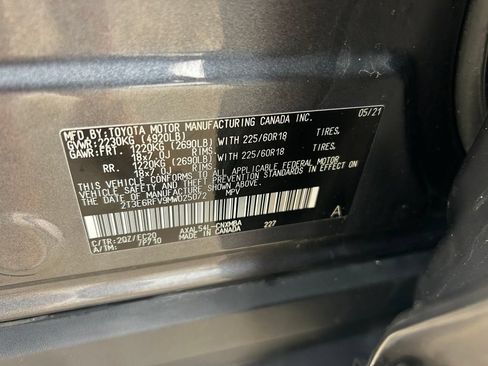 Used 2021 Toyota RAV4 XSE AWD/4WD image 10