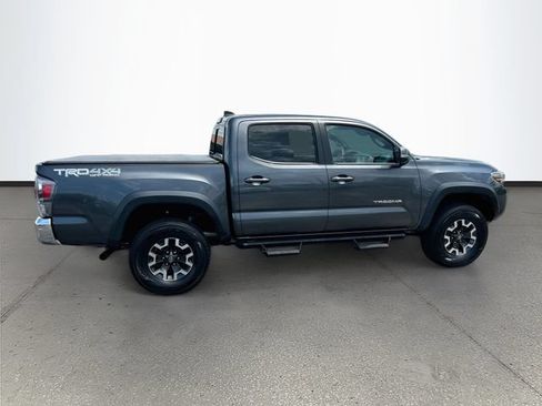 Used 2021 Toyota Tacoma TRD Off-Road AWD/4WD image 25