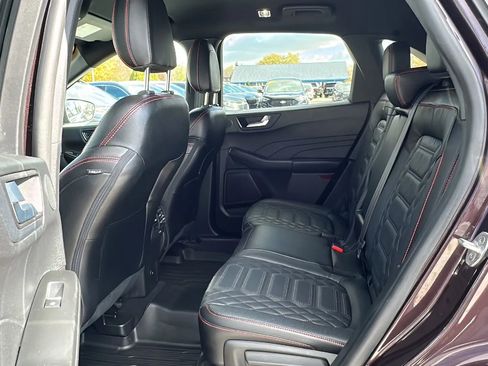 Used 2023 Ford Escape ST-Line Elite w/ Premium Technology Package image 16