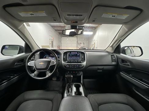 Used 2017 Chevrolet Colorado LT w/ LT Convenience Package image 19