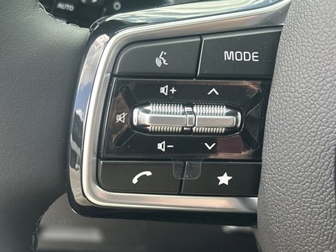 New 2026 Kia Carnival SX FWD image 22