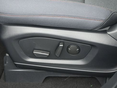 New 2026 Ford Explorer Active RWD image 9