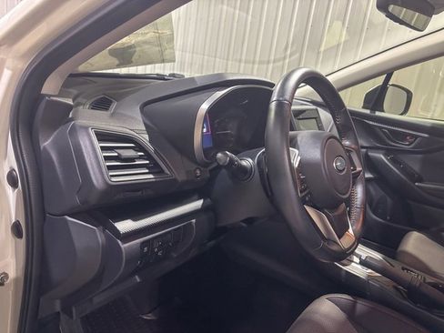 Used 2019 Subaru Crosstrek 2.0i Premium w/ Eyesight System image 16