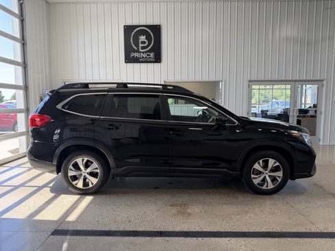 Used 2024 Subaru Ascent Premium w/ Convenience Package AWD/4WD image 6