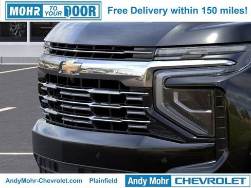 New 2026 Chevrolet Suburban Premier AWD/4WD image 17