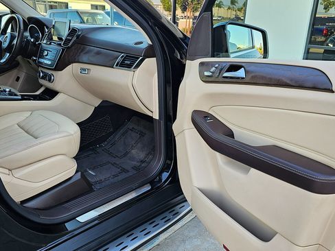 Used 2018 Mercedes-Benz GLE 350 image 28