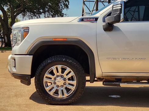 Used 2020 GMC Sierra 3500 Denali w/ Denali Ultimate Package AWD/4WD image 5