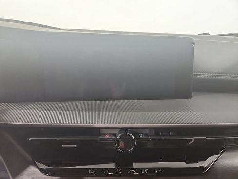 Certified 2025 Nissan Murano SV AWD/4WD image 20