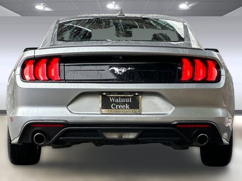 Used 2020 Ford Mustang Premium image 9