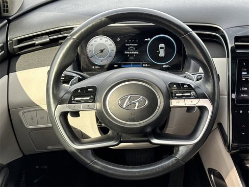 Used 2022 Hyundai Tucson Limited image 23