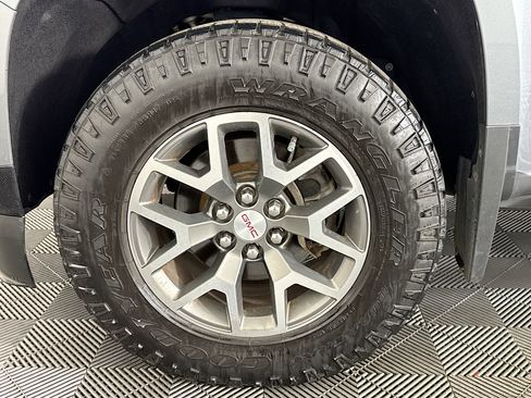 Used 2021 GMC Canyon AT4 image 36