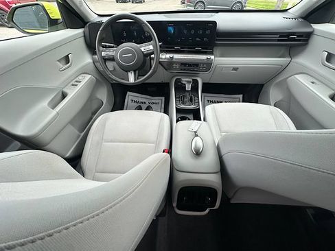 Used 2024 Hyundai Kona SEL AWD/4WD image 27