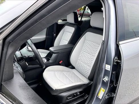 Used 2018 Chevrolet Equinox LT w/ Sun & Infotainment Package FWD image 10