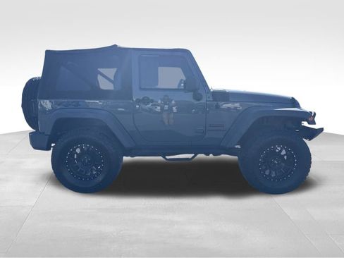 Used 2015 Jeep Wrangler Sport image 8
