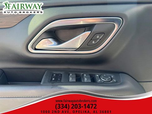 Used 2022 Chevrolet Tahoe Z71 w/ Luxury Package AWD/4WD image 20
