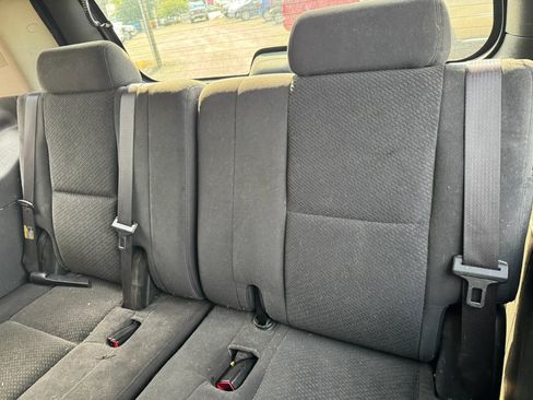 Used 2007 GMC Yukon SLE RWD image 9