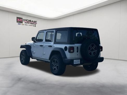 Used 2019 Jeep Wrangler Unlimited Sport S AWD/4WD image 7