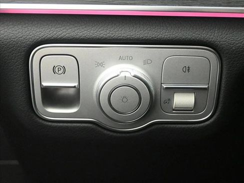 New 2026 Mercedes-Benz GLE 450 4MATIC image 19