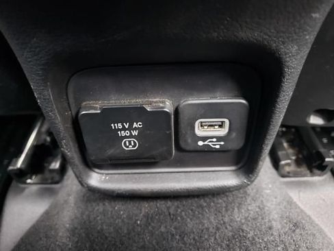 Used 2019 Jeep Compass Latitude AWD/4WD image 14