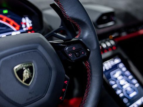 Used 2023 Lamborghini Huracan Tecnica image 20