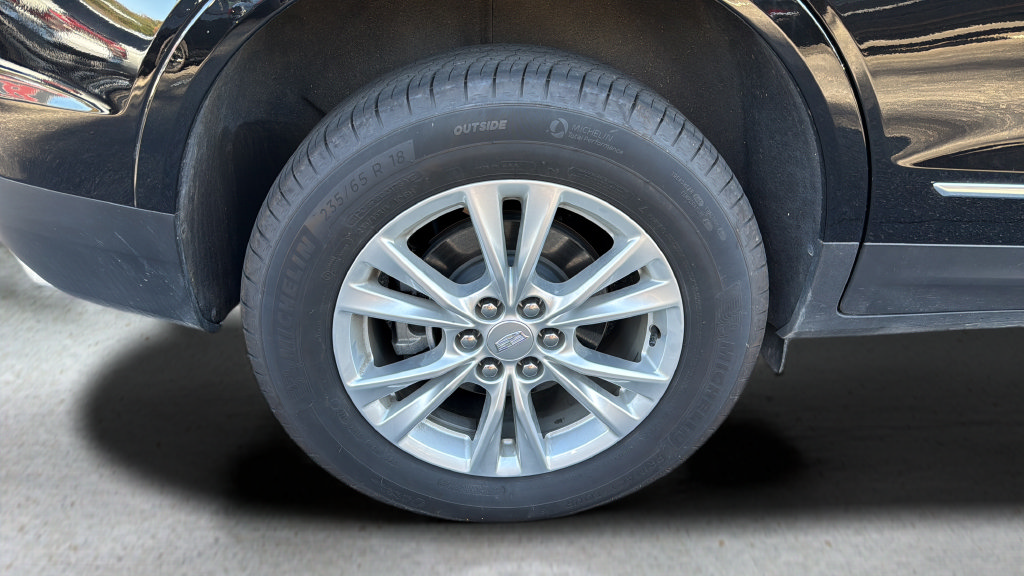 Certified 2025 Cadillac XT5 Luxury FWD image 14